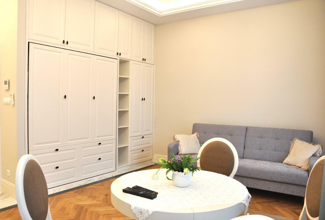 Tresor Barska Apartments Krakow Bagian luar foto