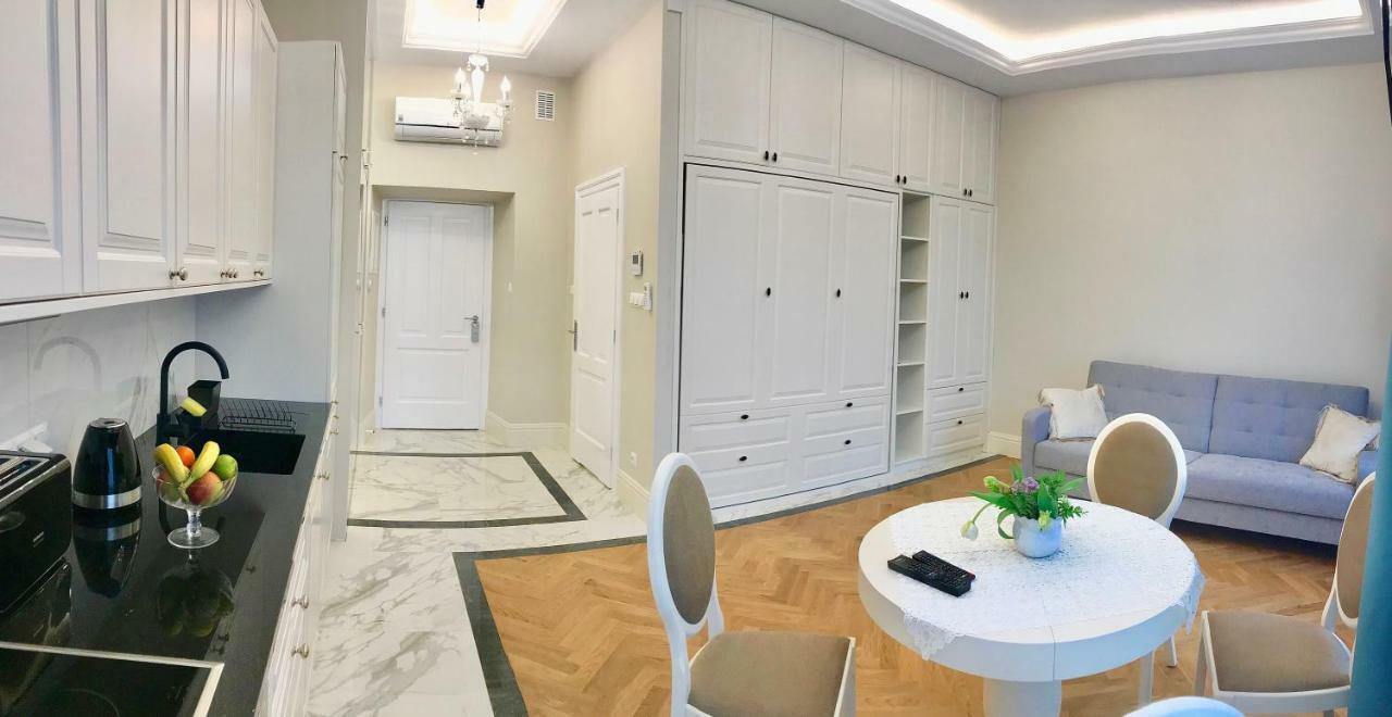 Tresor Barska Apartments Krakow Bagian luar foto